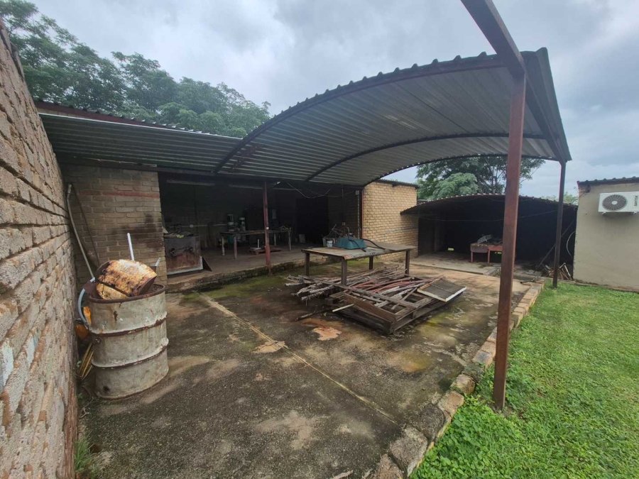 10 Bedroom Property for Sale in Mooinooi North West